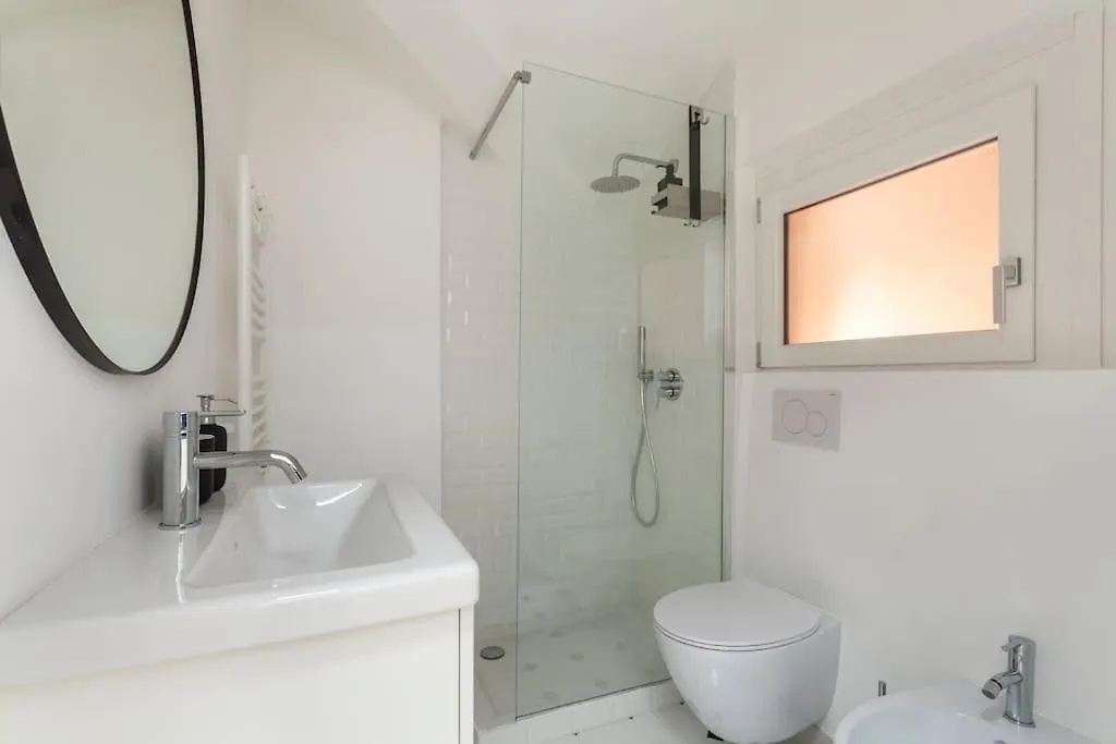 Apartment City Centre Navigli- Studio Milan